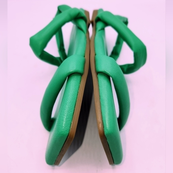 Massimo Matteo Tubular straps Emerald Green Sandals Size 6 M - Picture 8 of 11